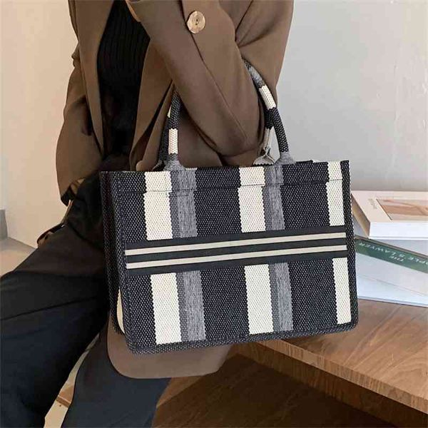 

classic new tote tote bag lattice shopping large capacity canvas portable women's one shoulder bag fashion handbags