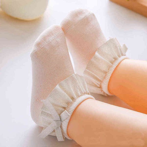 

1 pair of childrens socks spring lace girl baby pure color lovely bowknot cotton sock autumn little ankle l220716, Pink;yellow