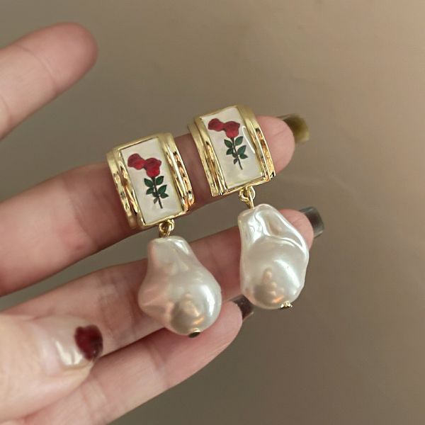 

silver needle flower arc irregular pearl earrings national style earrings minority design sense, Golden;silver