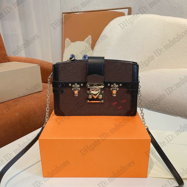 

22ss m43596 trunk clutch soft-sided monograms hand bag gold buckle s-lock clasp monograms reverse canvas chain-leather strap cross body