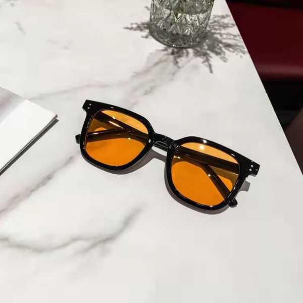 

2022sunglasses for woman fashion designer women luxury sunglasses retro cat eye frame glasses summer casual wild style protective belt prote, White;black