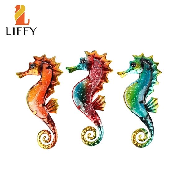 3pcs Metal Seahorse para decoração de jardim esculturas ao ar livre e estátuas em miniatura Ornamentos Animal Jardin Family 220728