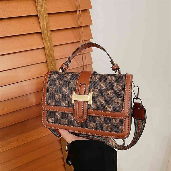 

shopping foreign style texture simple red single shoulder bag fashion leisure portable small bag 80% off store on sale
