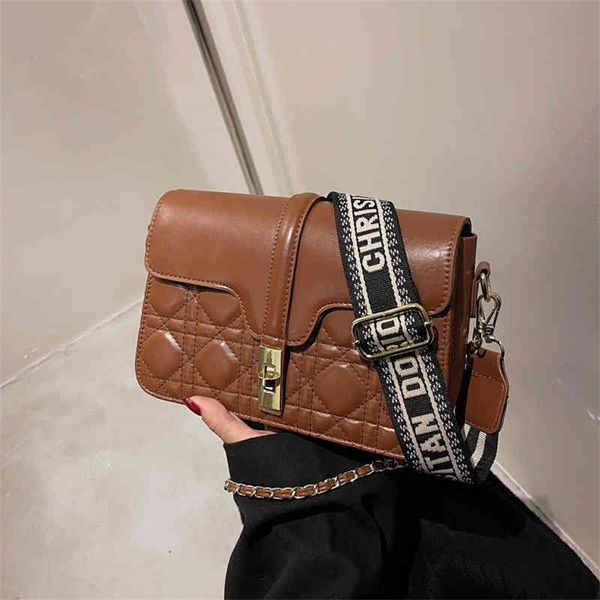 

fashion thread fragrance chain cross embroidered small square bag 75% purses stores sale