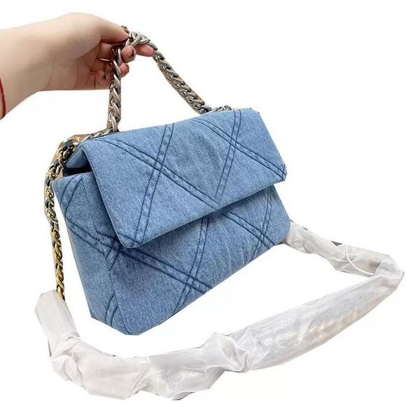 

sw 2022ss denim 19 bicolore quilted classic flap bags blue silver metal hardware turn loack chain totes strap crossbody shoulder large capac