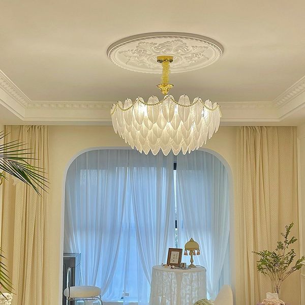Modern francês branco lustres de vidro arte pingente lâmpadas de luxo desenhador de luxo iluminação nova lâmpada de suspensão de penas para sala de estar quarto casa vestiário w l