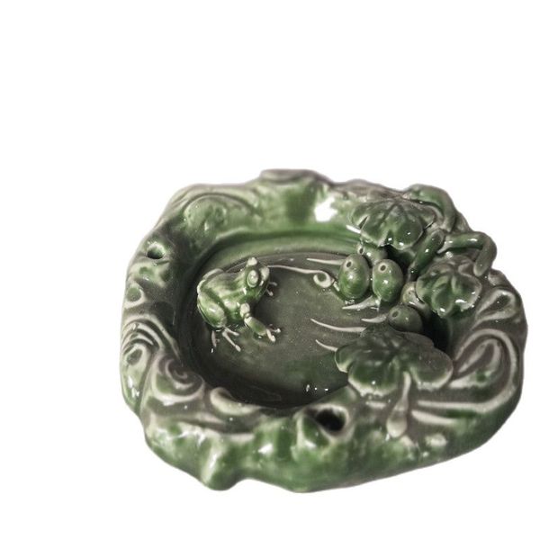 

chinese old porcelain green glazed porcelain brush wash, Silver