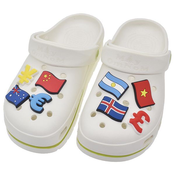 Sapatos Crocs PVC Charmos Jibz para sapatos Croc voando a bandeira Original Sneakers Sneakers Acessórios Decorações Crianças Presente Charmos por atacado Coréia