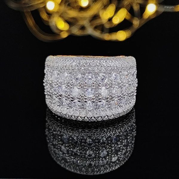 Anéis de casamento 2022 Luxo Round Silver Color Designer Noivado Ring for Women Lady Anniversary Gift Jewelry Bulk Sell Christmas R5616 Rita