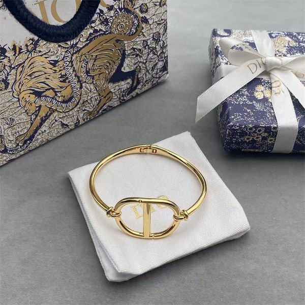 

letter large gold open bracelet women's hollow out high sense bracelet, Black