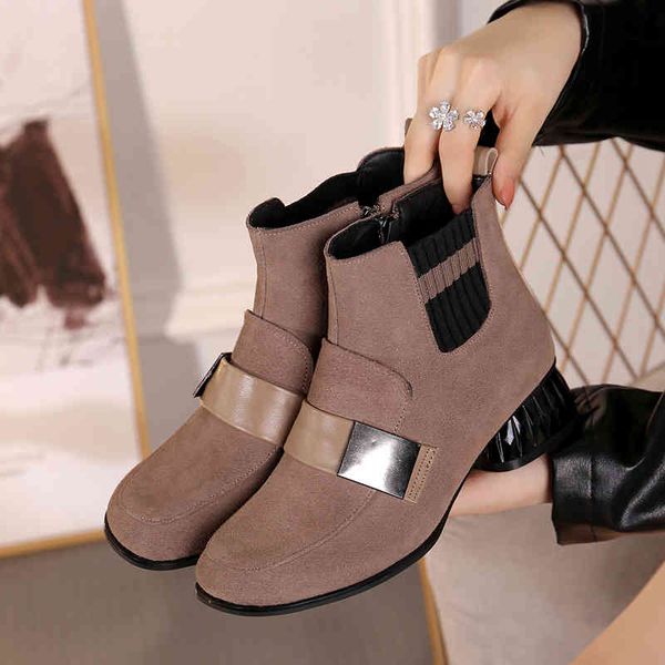 

slippers martin boots women's autumn and winter korean version square toe short medium heel thick large 43 british 5152, Black