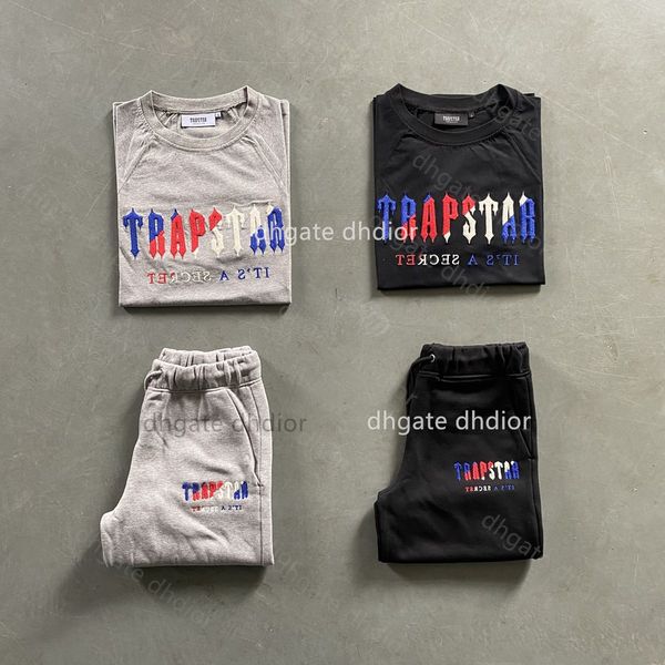 

t 22ss new trapstar london shirt men and women embroidered chenille decoded chord suit revolution luxury designer trapstars tee, White;black