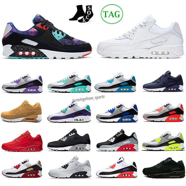 

2022 men women running shoes trainers mesh white green camo infrared unc volt infrared triple black mens designer sports sneakers eur 36-45