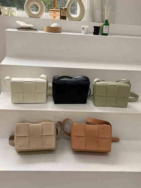 

evening bags 2022 new korean mini square bag leisure one shoulder diagonal woven mini crossbody shoulder bag t220801