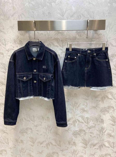 

womens two pieces pants 22ss logo distressed retro wash short denim jacket and motorcycle skirt 2 piece sets designer tracksuits women cloth, White