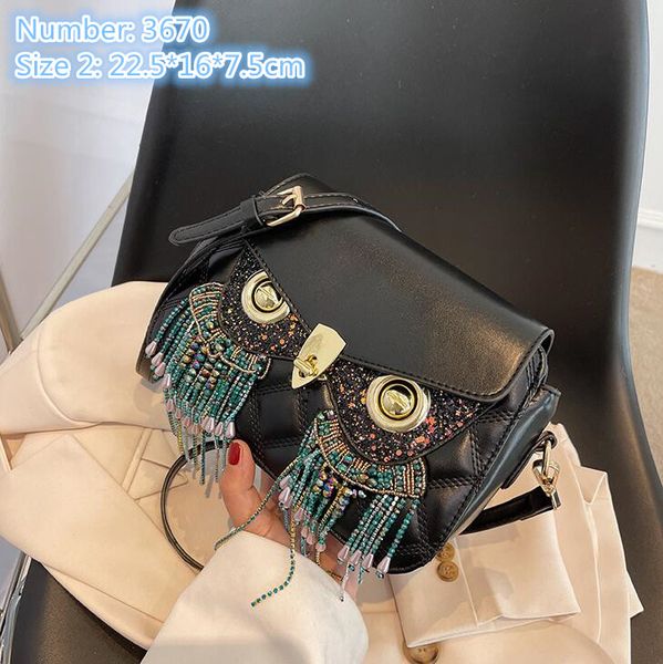 

wholesale ladies leathers shoulder bags street personality sequined beaded handbags sweet and lovely black studded handbag soft and comforta