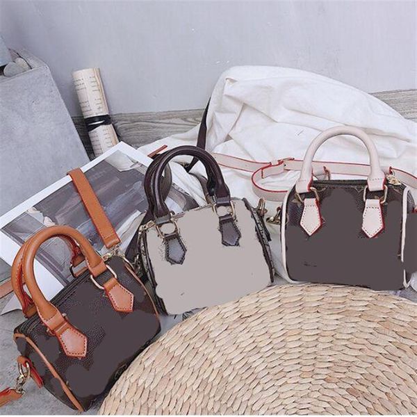 

baby kids handbags girls in europe and the united states mini portable pillow bags with change cross-slung small cross bag325k, Black