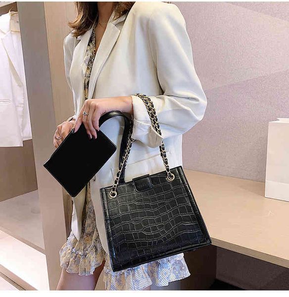 

fashion women's new high-quality versatile bag luxury designer bag women large capacity msenger fashion chain summer portable single sh