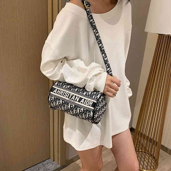 

super low discount morandi bucket women's summer super fire versatile armpit club pillow bag vtwn