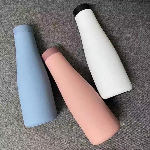 LL 580ML Bottiglia d'acqua Vuoto Yoga Fitness Bottiglie per esercizi Cannucce Bicchiere isolato in acciaio inossidabile Tazze con coperchio Tazza regalo per isolamento termico