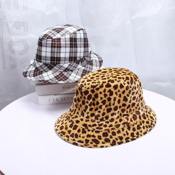 Geizige Brimhüte 2022 Mode Frauen Männer Leopard Druck Jazz Hut Unisex Vintage Trilby Cap Wide Feed Fedora mit Gürtel