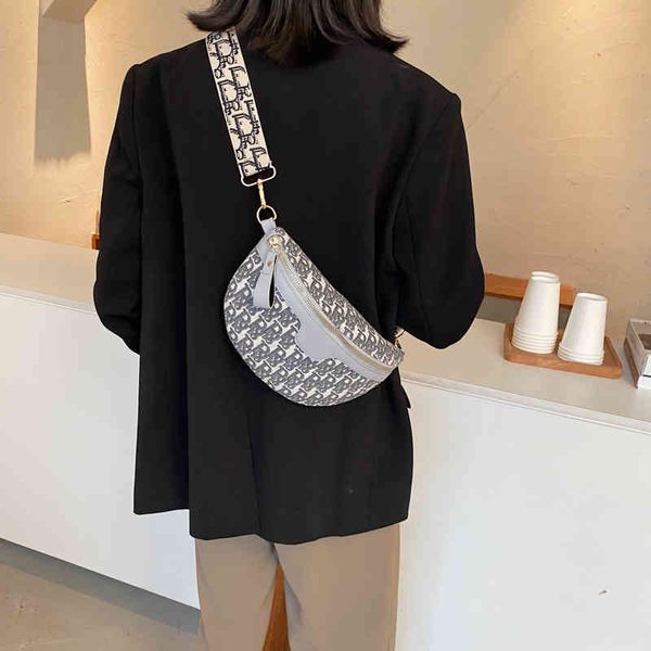 

designer luxury bags new women's shoulder bag small female summer fashion net red canvas chest versatile diagonal waist