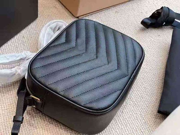 

latest three-dimensional the fashion camera bag with pure old and cool