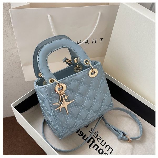 

designer bags spring embroidered women's handbag simple style