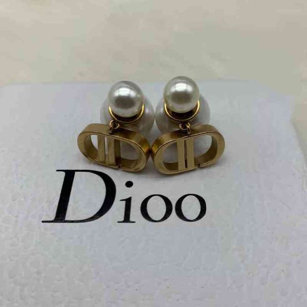 

letter pearl female baby same temperament trend silver needle earrings, Golden