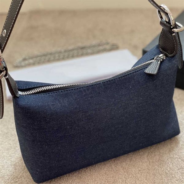 

designers cross body shoulder handbag flap bags nylon purse wallets tote plain leather underarm letters triangle chains zipper women luxurys