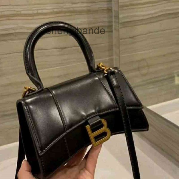 

designer bbalencag'ss classic women bags correct designers designer style cowhide retro single shoulder foreign advanced french niche
