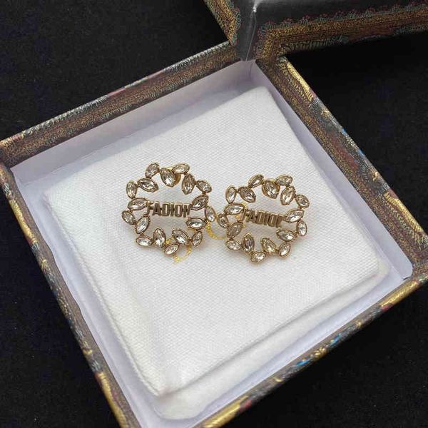 

outlet wheat ear drill round letter earrings female old high sense earrings, Golden