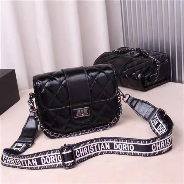 

leather texture women's new trendy red fashion super single messenger ins versatile lingge clearance outlet sale