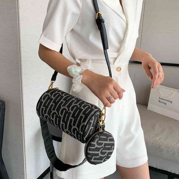 

40% 2022 summer new fashion trend diagonal cross denim small shoulder bag