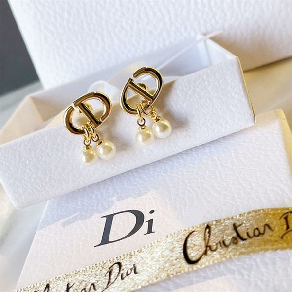 

75% off clearance jewelrys new letter pearl tassel women's fashion simple brass earrings, Golden