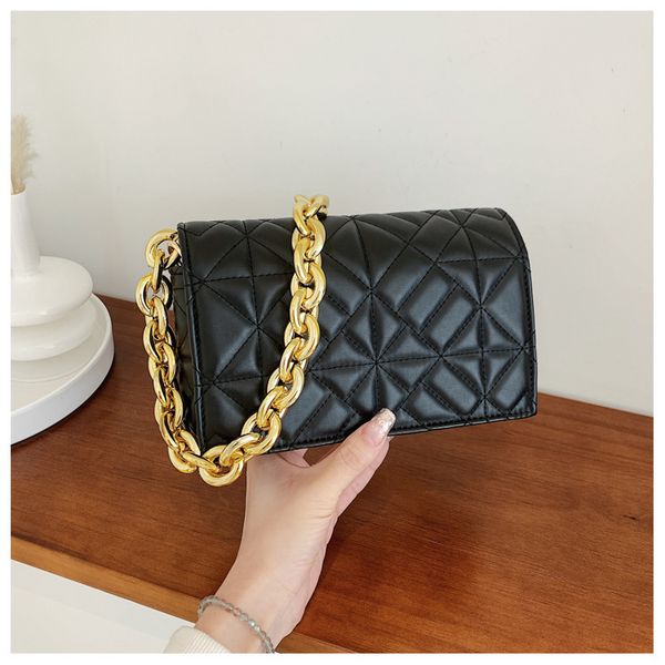 

fashion trend diamond underarm bag ins chain embroidery thread fashion single shoulder messenger female bags