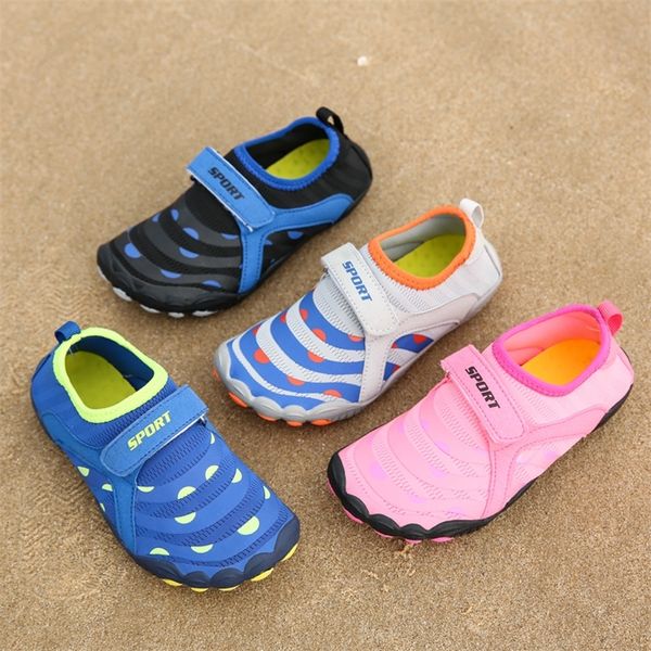 

comfortable children quick-dry upstream non slip wading shoes elastic breathable water shoes boy girl beach surfing aqua shoes 220415, Black