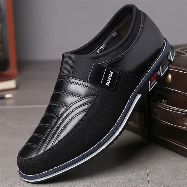 

big size casual men leather shoes slip on fashion business loafers spring breathable black 220812