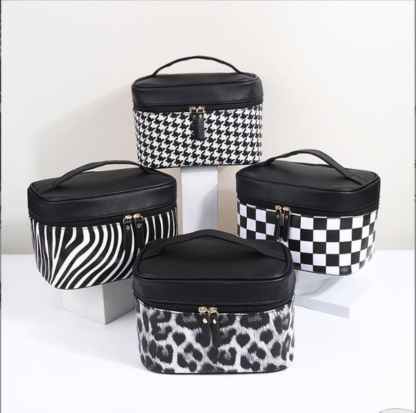 

black and white fashion thousand bird lattice cosmetic bags simple waterproof travel wash storage bag