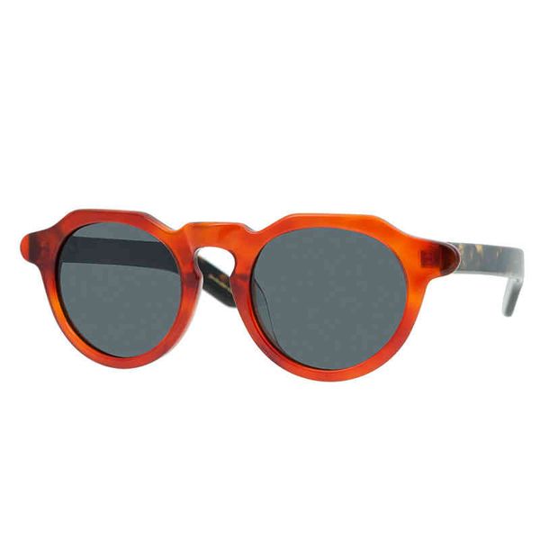 

the mask heavy plate thick frame hawksbill, White;black