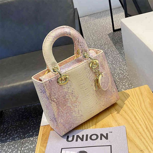 

ladies fashion trend new brand bag wholesale snake pattern female 2022 portable single shoulder leather msenger temperament women's