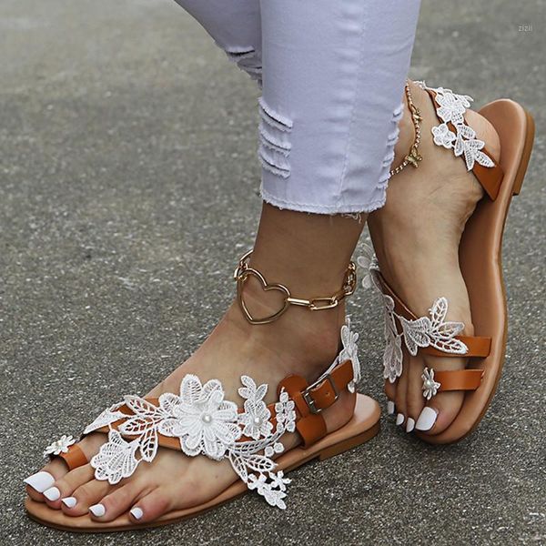 Sandálias 2022 Verão Cool e Confortável Lace Beads Flower Best Buckle Salto Flat Round Toe Senhoras