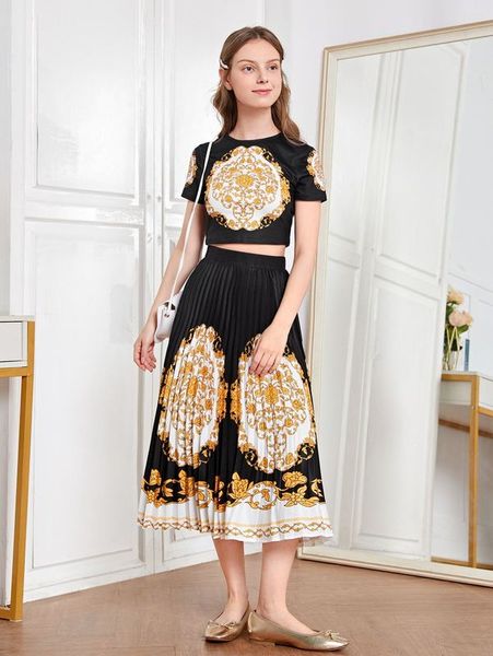 

sheen teenage girls baroque style pattern and pleated skirt set she, White