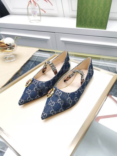 

summer 2022 new pointed eagle hook full leather flat sole single shoe with shallow mouth, versatile soft sole fashion 35-41, Black