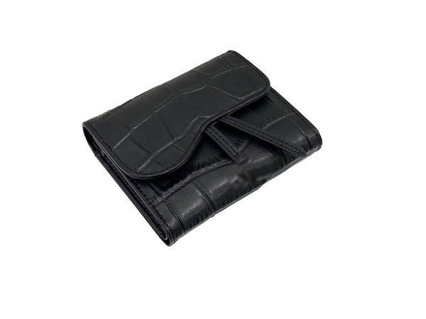 

2022 exquisite wallet designer luxury card bag first layer cowhide short multi-function portable convenient cute and elegant bag xb40066, Red;black