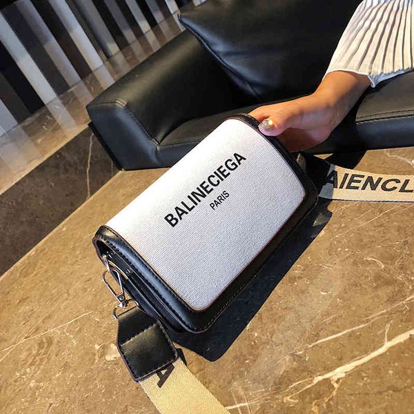 

summer small fashion version versatile bag wide strap simple one shoulder