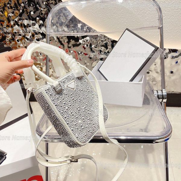 

women designers luxurys diamonds bag triangle logo mini cleo tote bags shoulder classic brand prad miuccia hobo bags fashion lady purses han