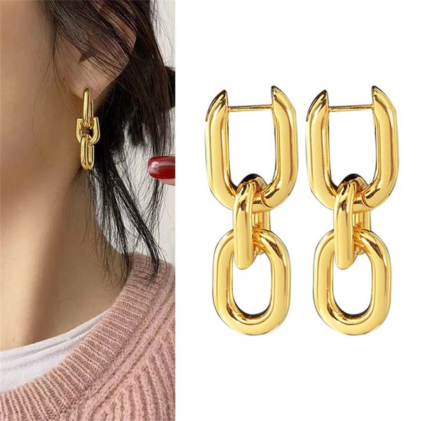 Stilvolle Damen-Creolen für Frauen, geometrischer Kettenstecker mit Designer-Metallstruktur, geometrische Charms, Gold-Kupfer-Ohr-Accessoire, beliebte Retro-Geschenke, einfach