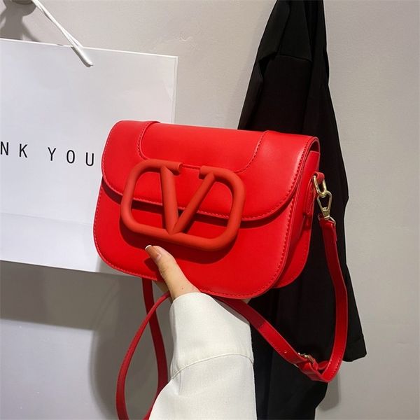 

bag women's bag 2022 fresh, sweet and lovely small square bag urban elegant version small fragrance single shoulder messenger women&#03