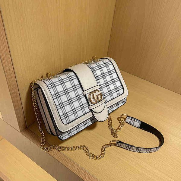 

new designer luxury bags spring and autumn single messenger leisure lipstickshoulder bag